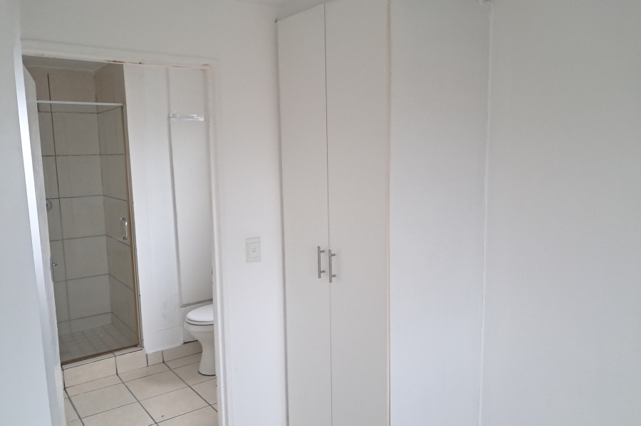 To Let 0 Bedroom Property for Rent in Maitland Western Cape